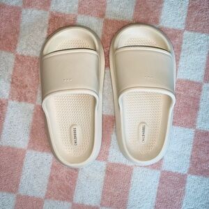 Childhoods slides 11/12